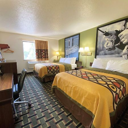 Super 8 By Wyndham Newport News/Jefferson Ave. Hotel Exterior foto