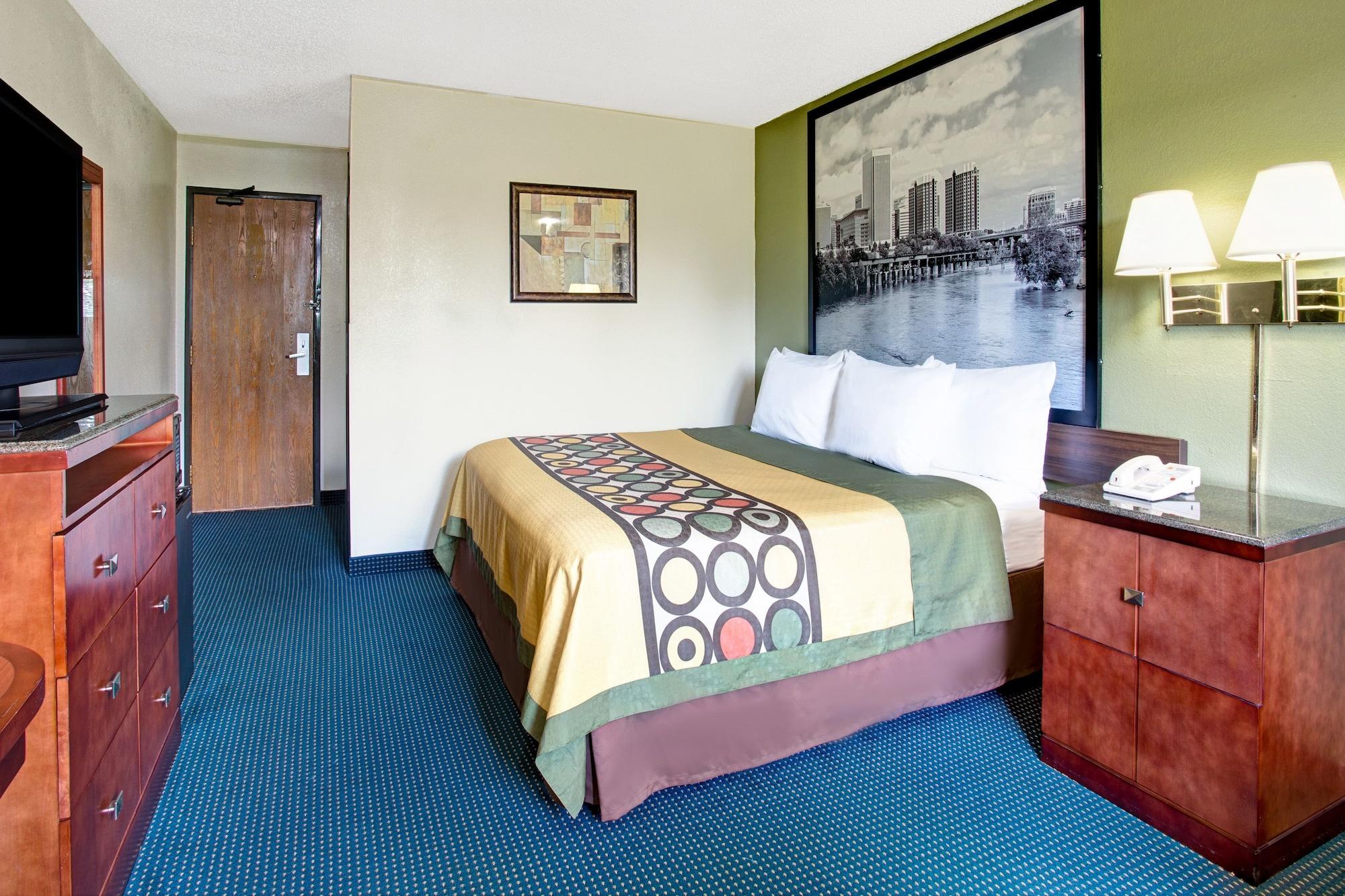 Super 8 By Wyndham Newport News/Jefferson Ave. Hotel Exterior foto